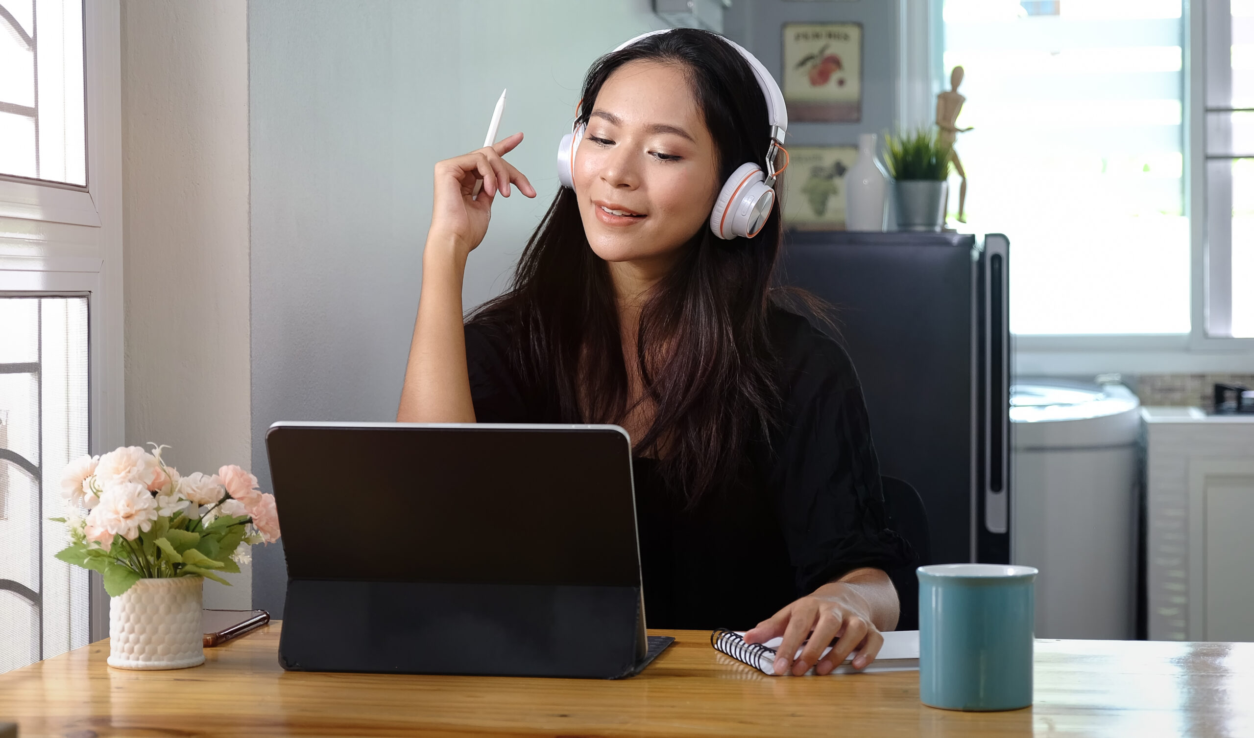 Top Reasons to Hire a Personal Assistant in California Today 1 personal assistant in california